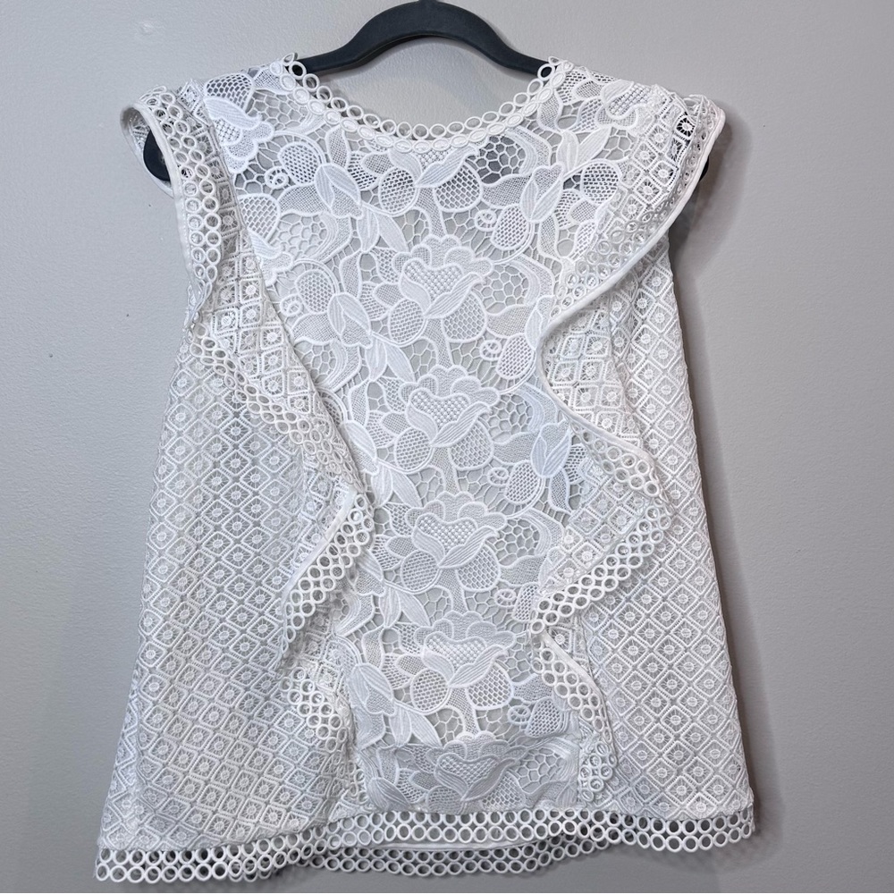 White House Black Market Ruffled Cap Sleeve Blouse